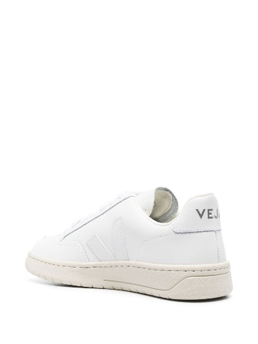 VEJA V-12 EXTRA WHITE